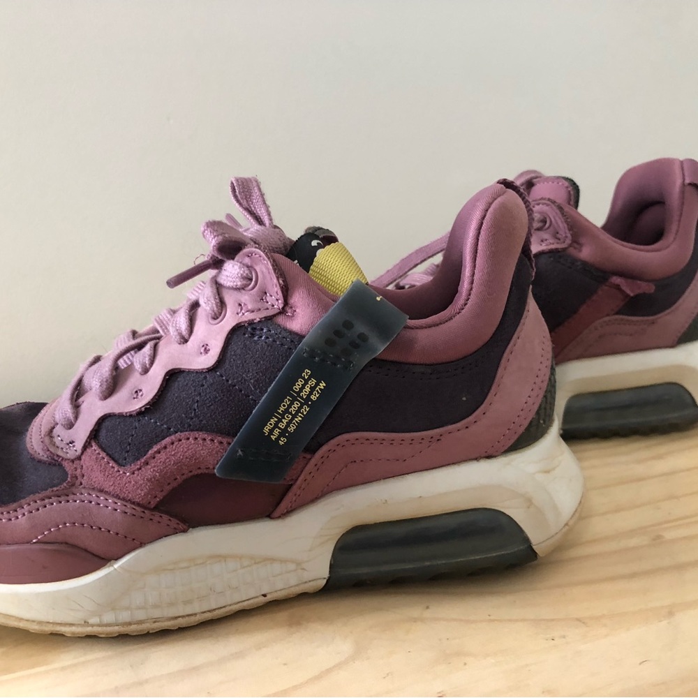 Nike Women's Pink Purple ma2 Jordan dunk Sneakers